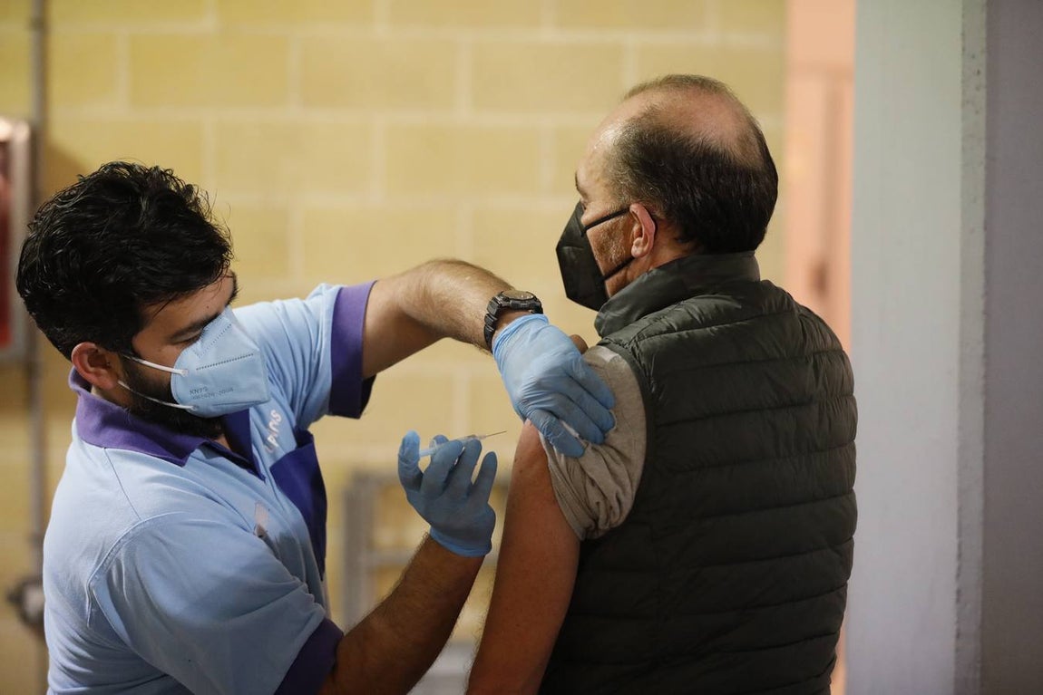 Vacunación contra el Covid de los docentes en Córdoba, en imágenes