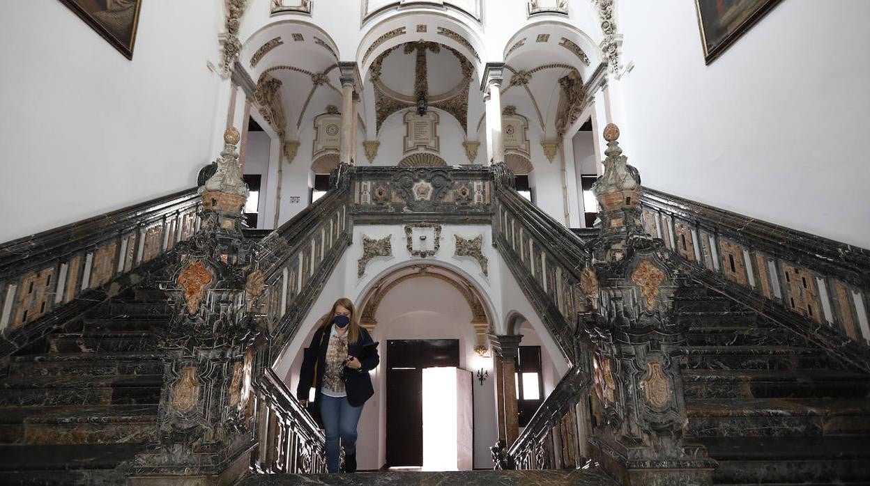 El patrimonio del Colegio de La Inmaculada de Córdoba, en imágenes