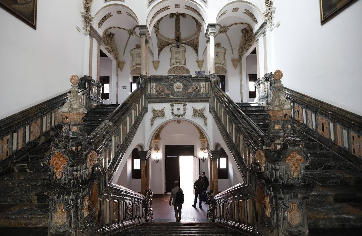 El patrimonio del Colegio de La Inmaculada de Córdoba, en imágenes