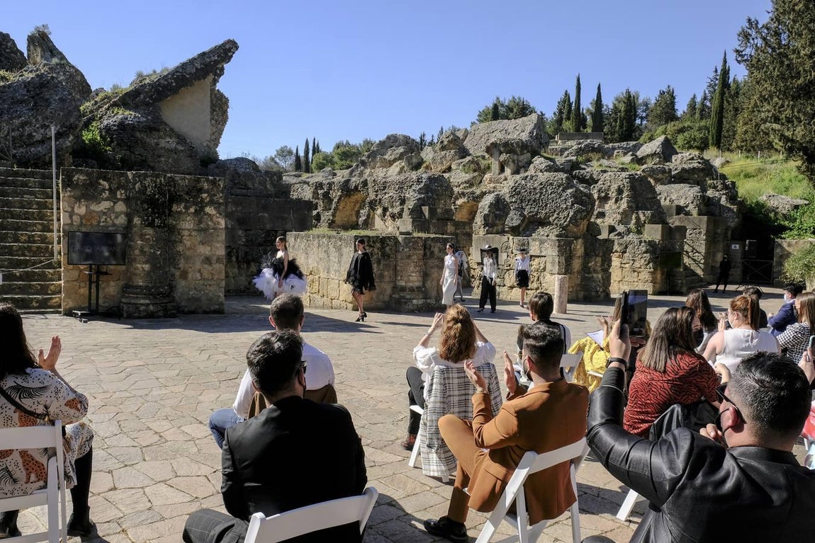 Itálica acoge la primera jornada de la Semana de la Moda de Andalucía