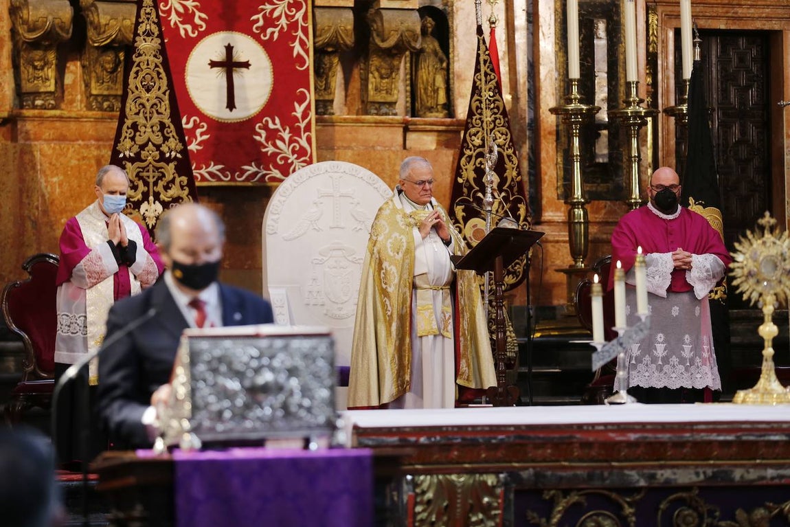 Semana Santa de Córdoba 2021 | Las imágenes del acto conjunto del Lunes Santo en la Catedral
