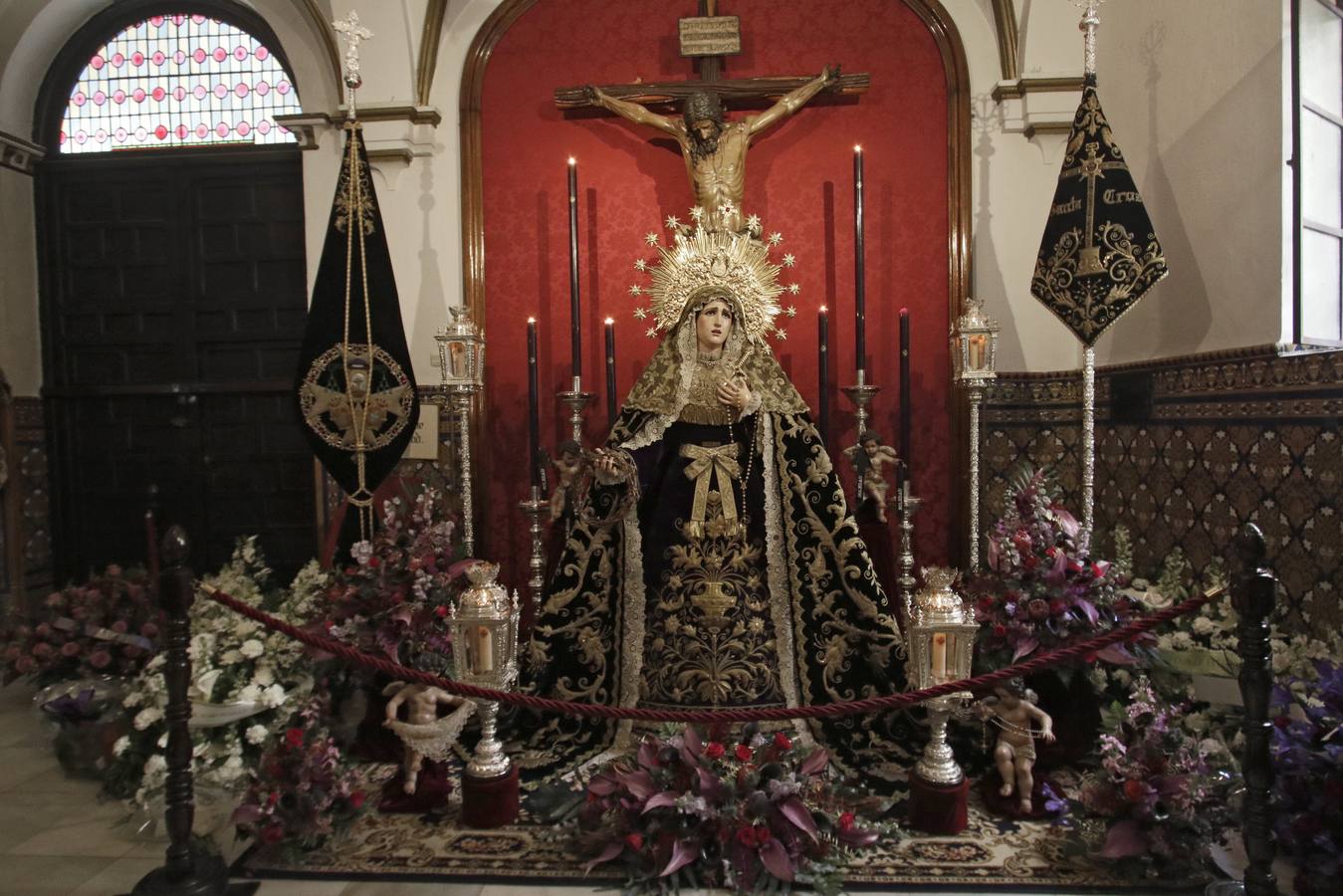 Semana Santa de Sevilla 2021: las imágenes de la Soledad de San Buenaventura en el Viernes Santo