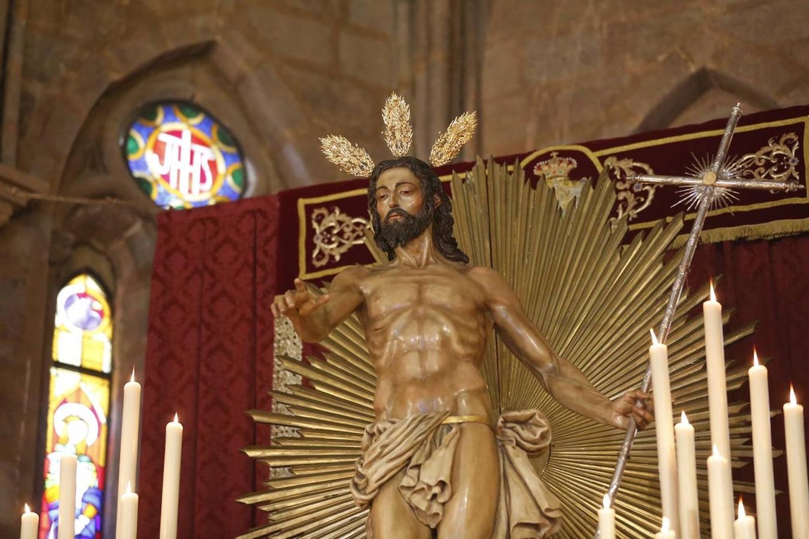 Semana Santa de Córdoba 2021 | Las imágenes del Resucitado