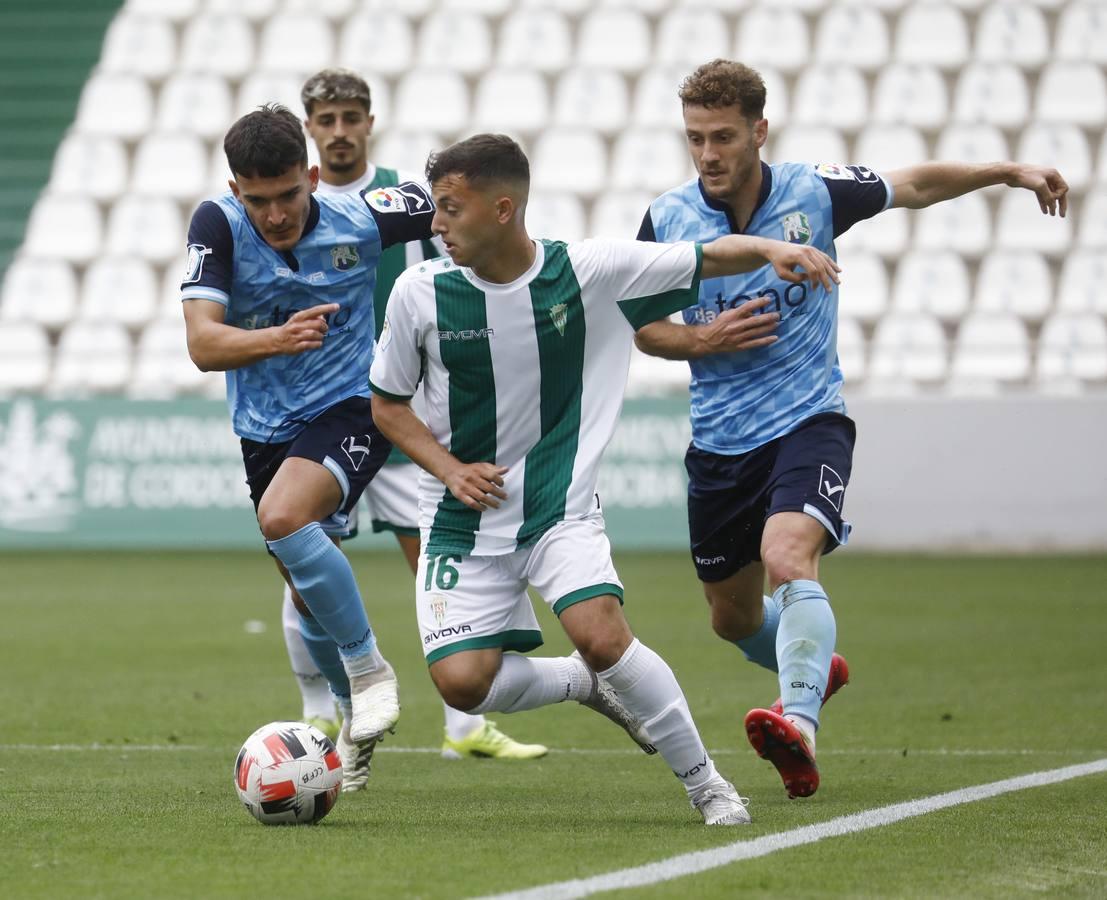 La victoria del Córdoba B ante el Rota, en imágenes