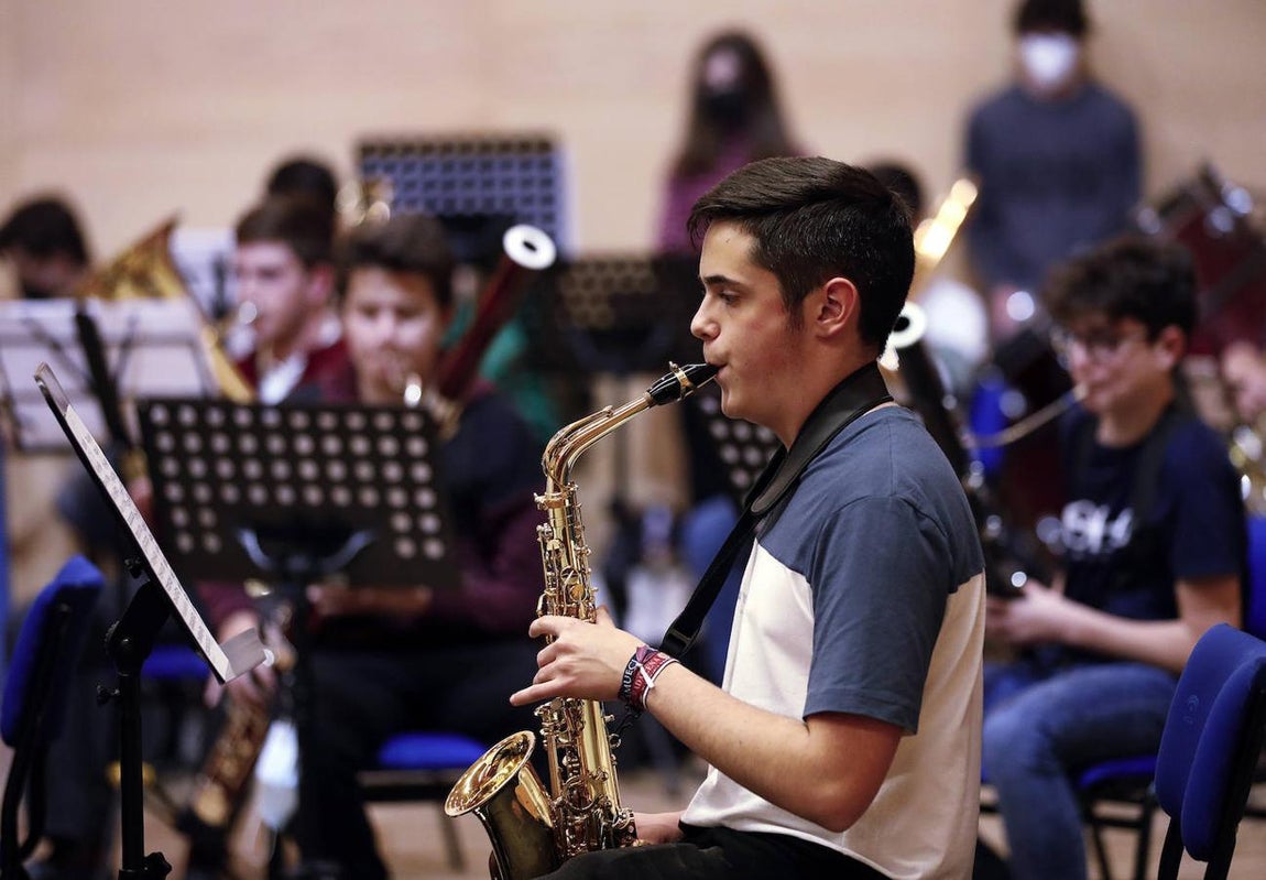 La clase magistral de la Orquesta de Córdoba en el conservatorio, en imágenes
