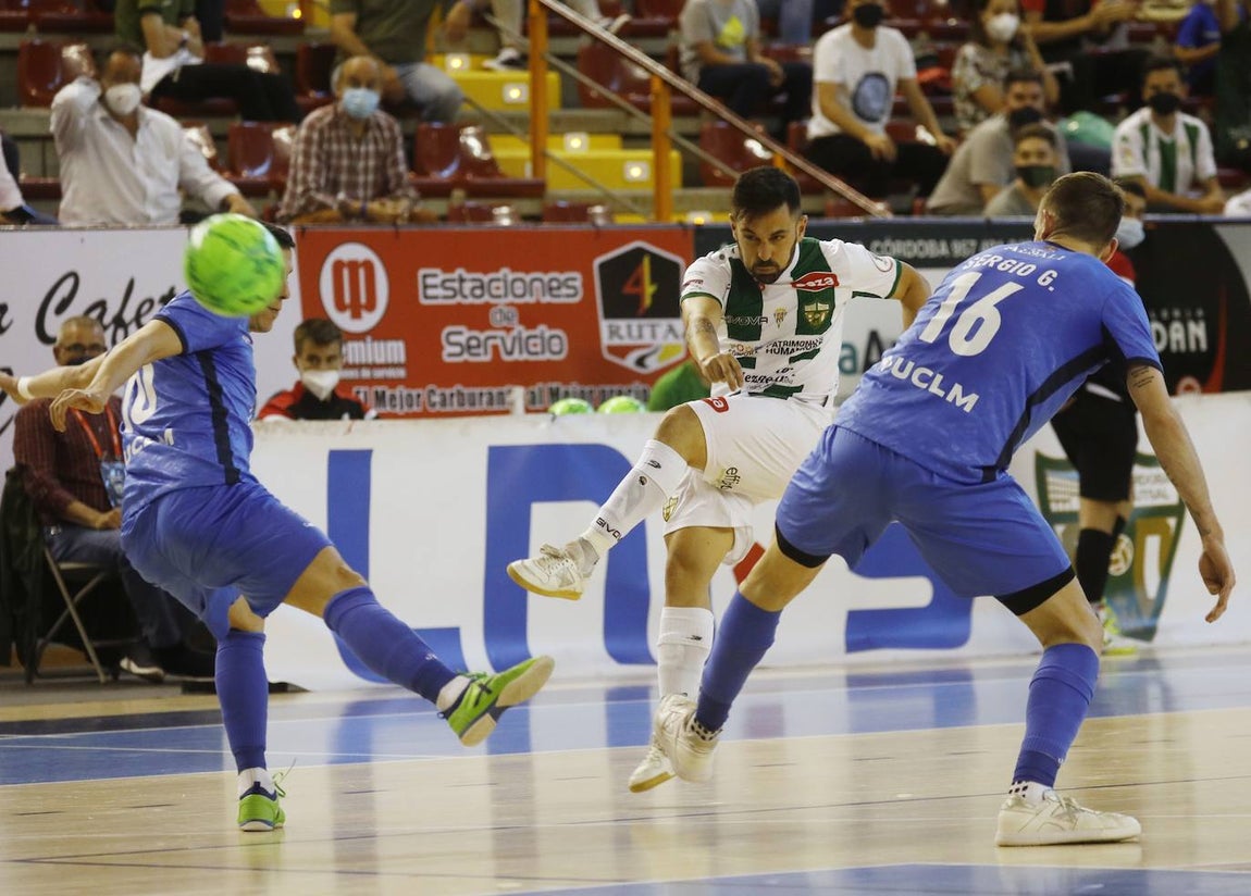 Las mejores imágenes del Córdoba Patrimonio - Valdepeñas en Vista Alegre