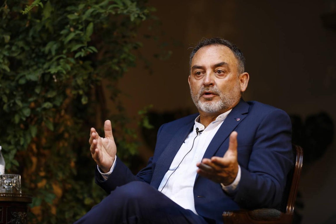 La presencia de Sánchez Adalid en el Foro Cultural de ABC Córdoba, en imágenes