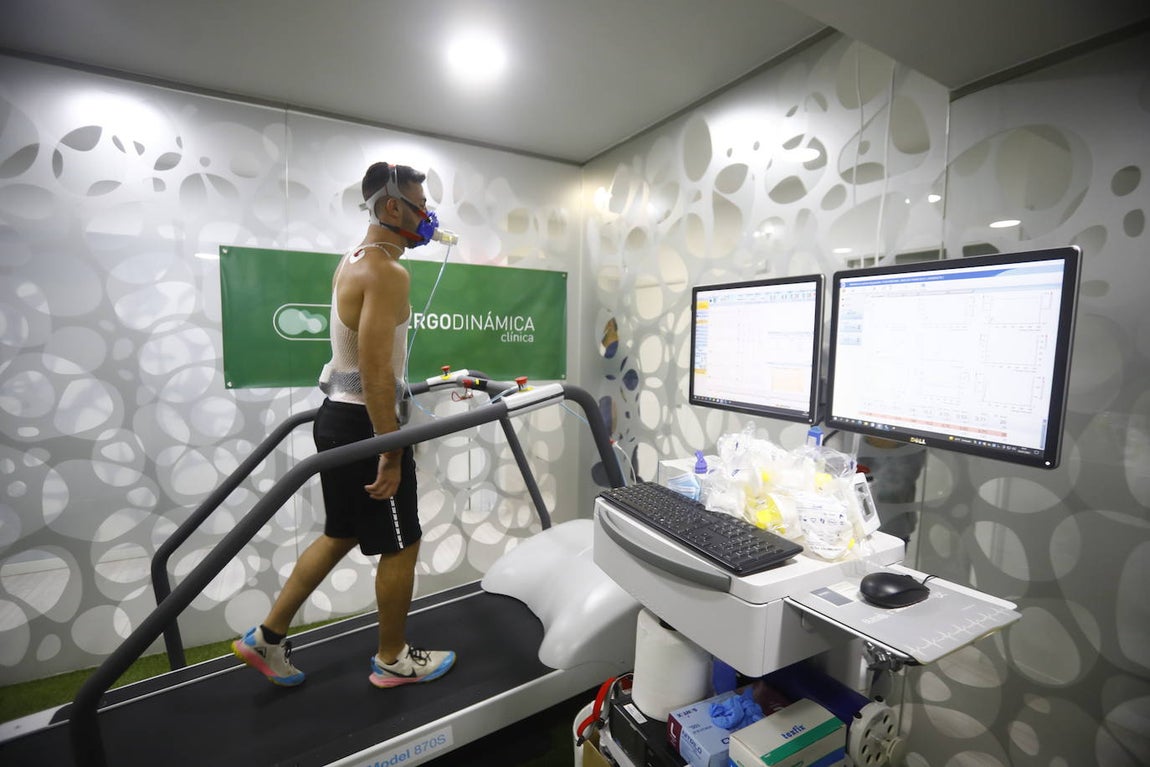 Los reconocimientos médicos de los fichajes del Córdoba CF, en imágenes