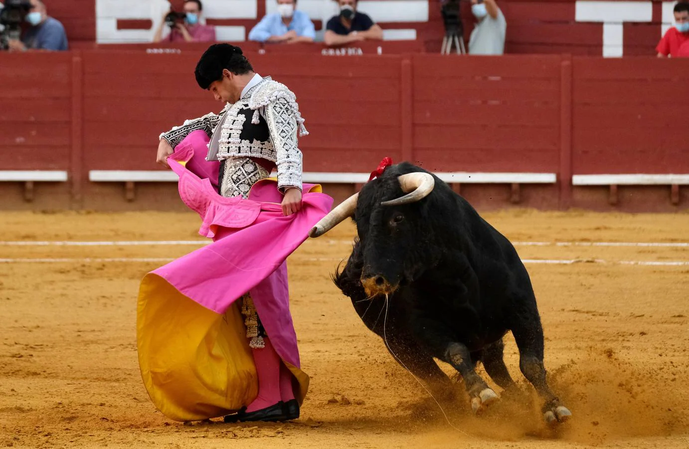 Morante de la Puebla, Manzanares y Pablo Aguado han regresado a la plaza de toros de Jerez de la Frontera después de dos años por la aplazada Feria del Caballo de 2021
