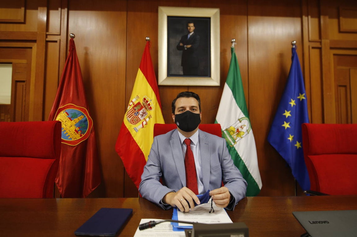 El último Pleno del Ayuntamiento de Córdoba del curso, en imágenes