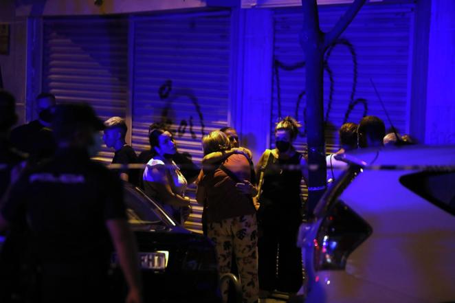 El barrio sevillano de El Cerro, conmocionado por la muerte violenta de un matrimonio vecino