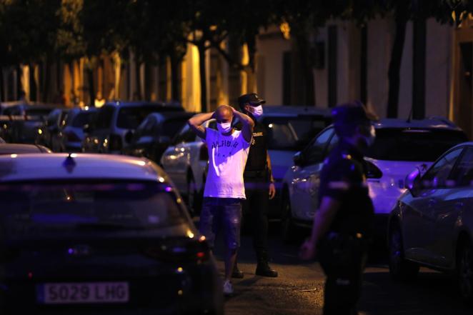 El barrio sevillano de El Cerro, conmocionado por la muerte violenta de un matrimonio vecino