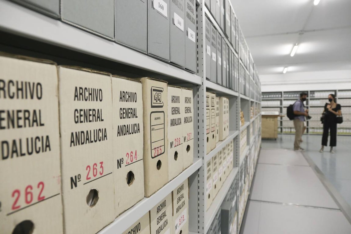 Inauguración del Archivo General de Andalucía en Sevilla