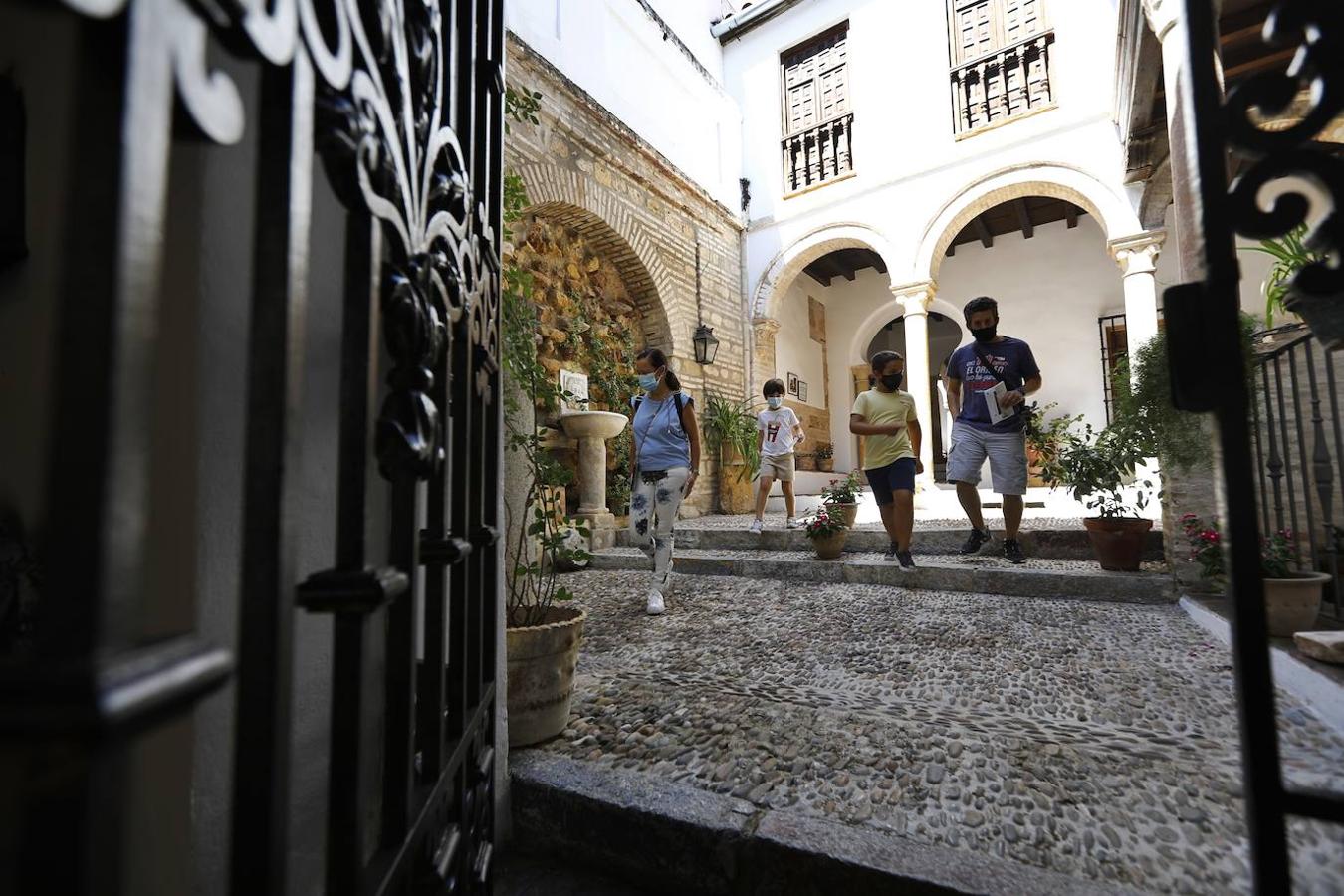La reapertura de la Casa de las Cabezas de Córdoba, en imágenes