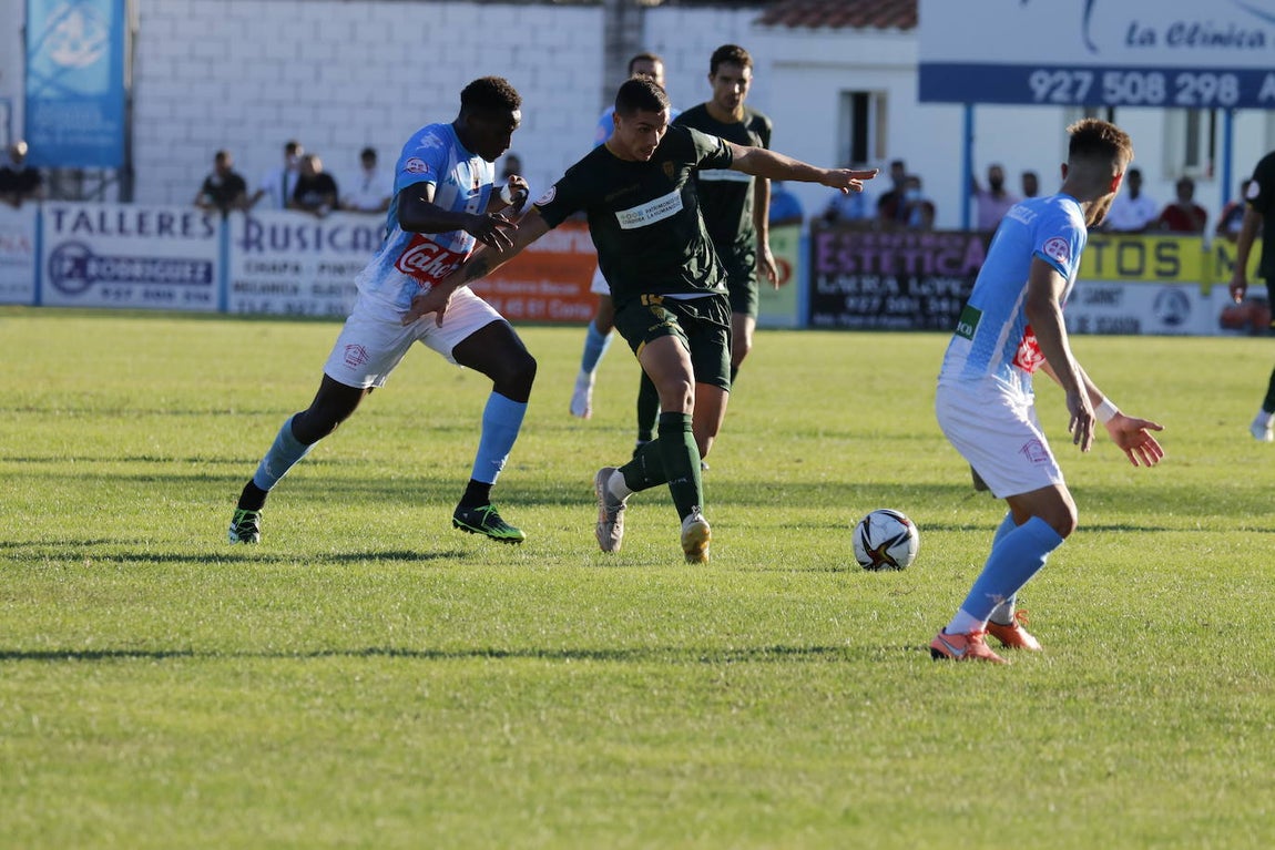 El CD Coria - Córdoba CF, en imágenes