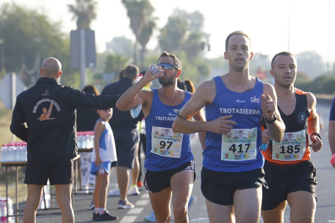 La media maratón Córdoba-Almodóvar, en imágenes