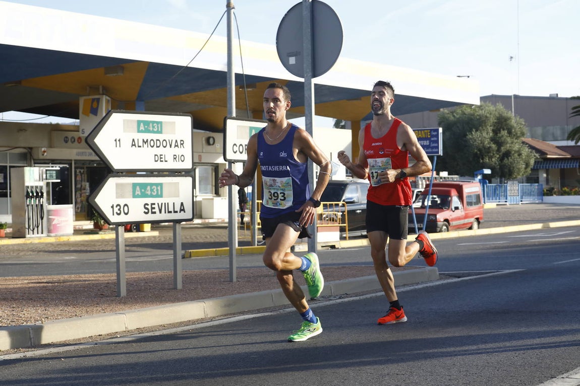 La media maratón Córdoba-Almodóvar, en imágenes