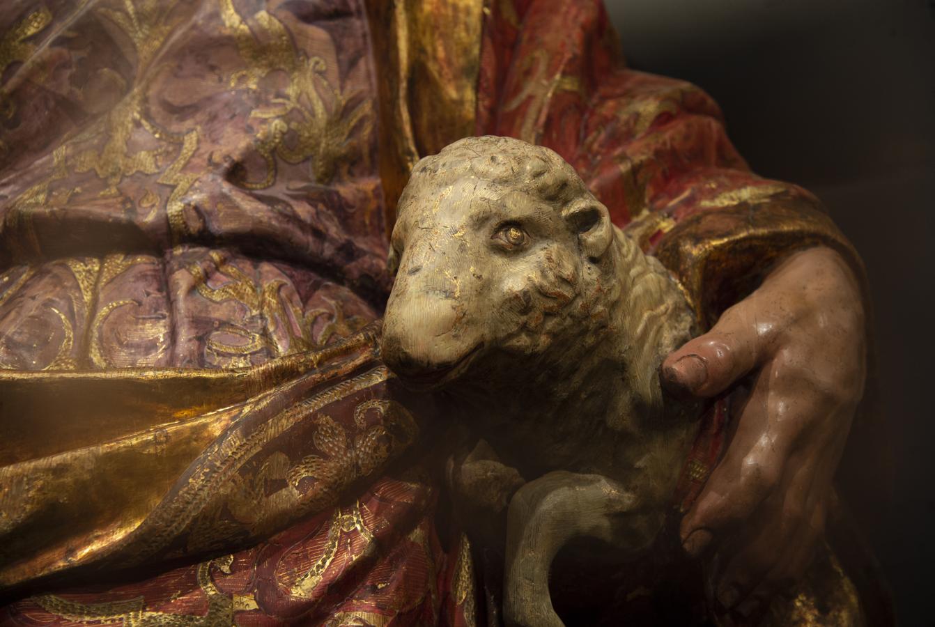 Imágenes de la restauración del misterio de la Sagrada Familia de la hermandad de la O