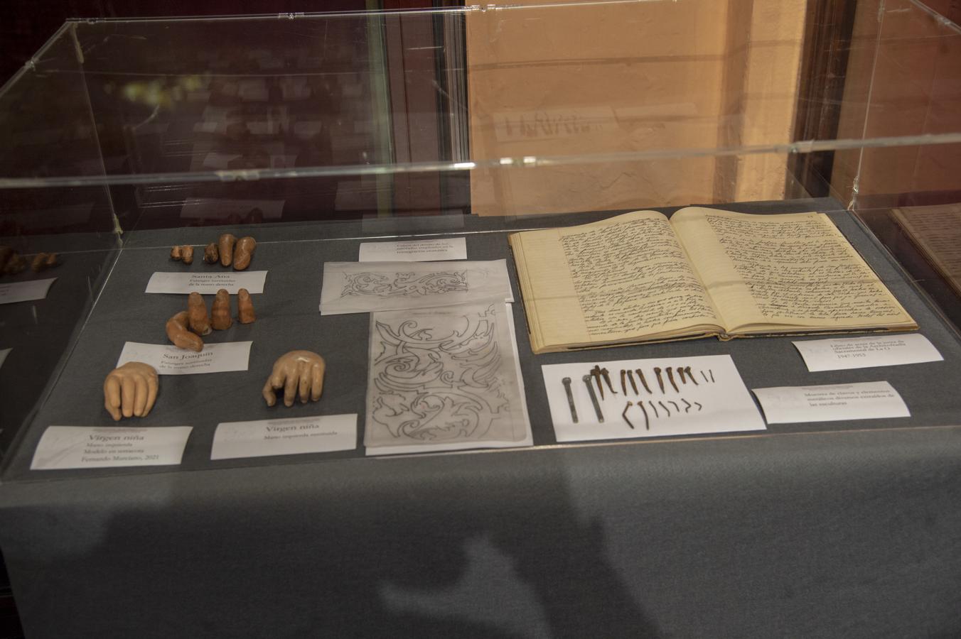 Imágenes de la restauración del misterio de la Sagrada Familia de la hermandad de la O
