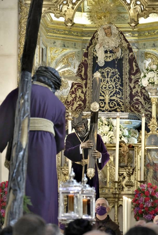Salida del Gran Poder: El Señor llega a Los Gitanos