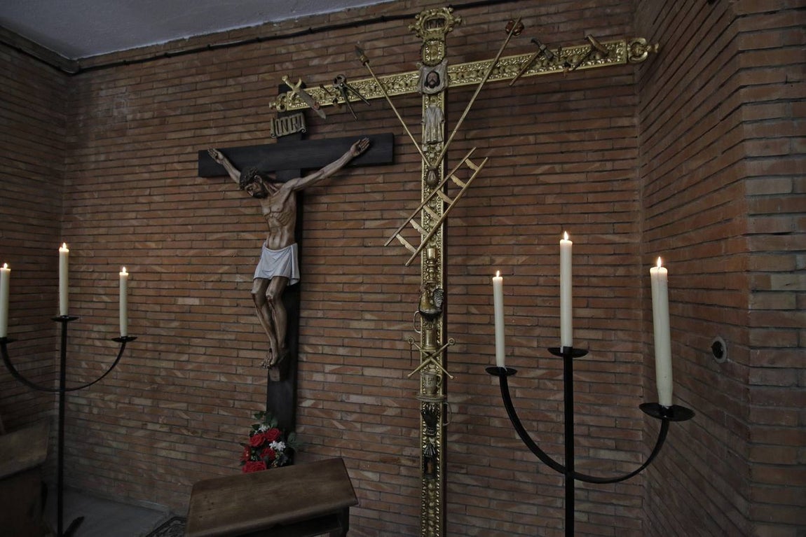 Nadie quiere faltar a su cita con el Gran Poder en la parroquia de la Blanca Paloma