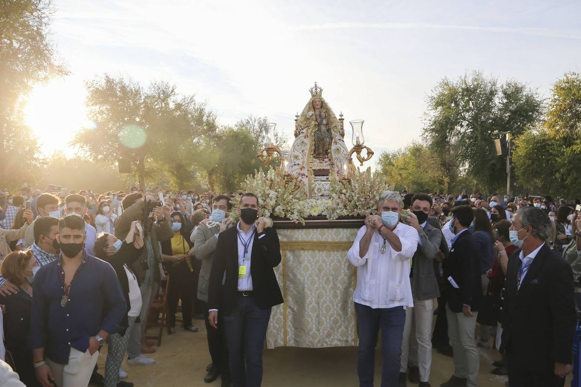 En imágenes, la peregrinación de la Virgen de Valme hasta el cortijo de Cuarto