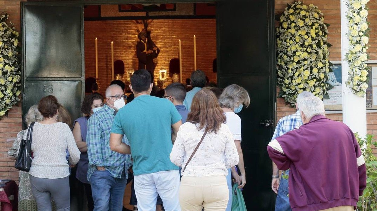 En imágenes, «Dios verdadero, de talla antigua» en Los Pajaritos