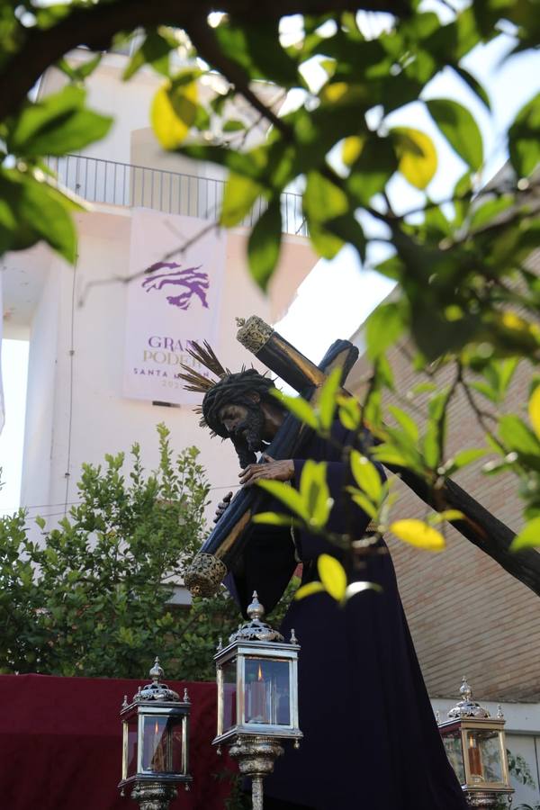El Señor del Gran Poder, a su llegada a la parroquia de Nuestra Señora de la Candelaria