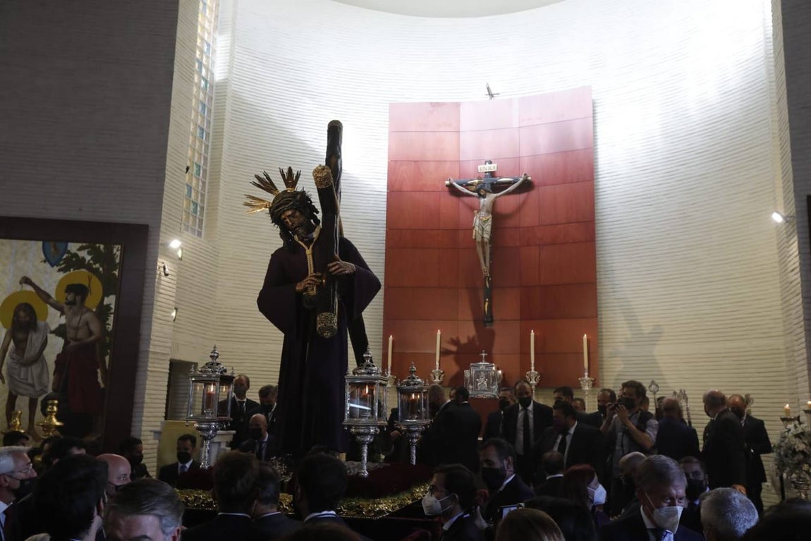 El Señor del Gran Poder, a su llegada a la parroquia de Nuestra Señora de la Candelaria