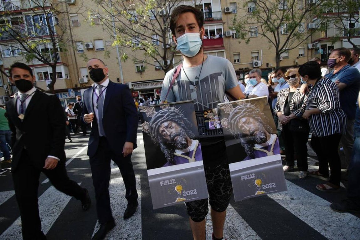 El Señor del Gran Poder por las calles del barrio de la Romería y Santa Aurelia