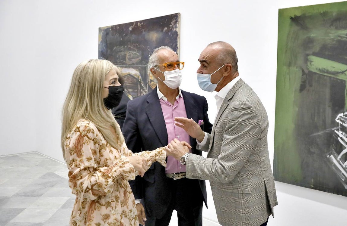 La exposición &#039;La Máquina Española&#039; revisa en el CAAC el impacto de la galería andaluza en el arte español de los 80