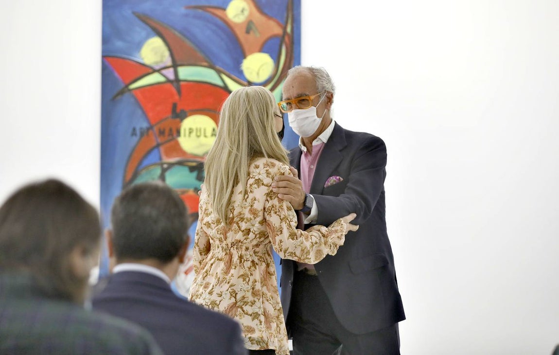 La exposición &#039;La Máquina Española&#039; revisa en el CAAC el impacto de la galería andaluza en el arte español de los 80