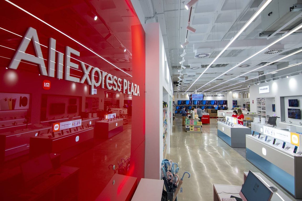 En imágenes, AliExpress inaugura su primera tienda en Sevilla