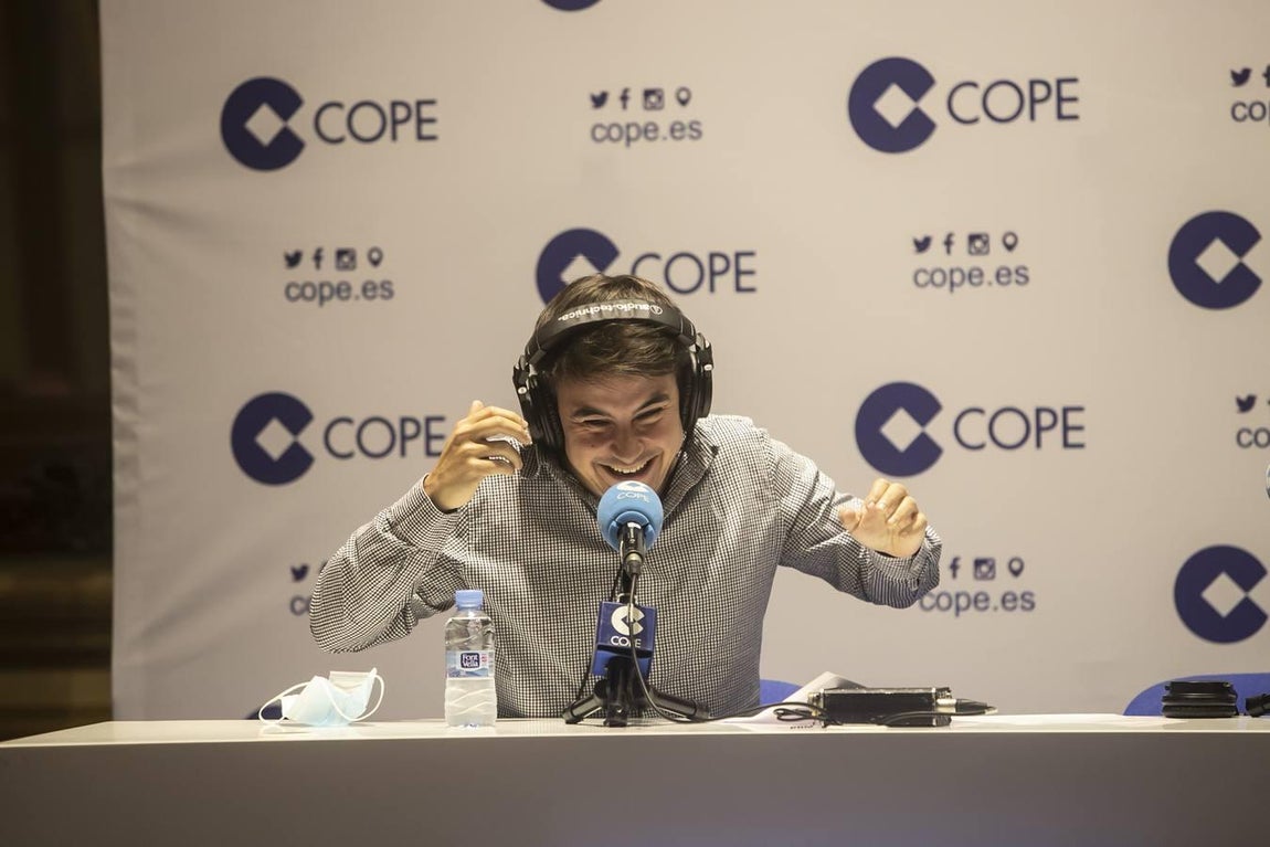 &#039;La Linterna&#039; de la Cope, en directo desde Córdoba, en imágenes