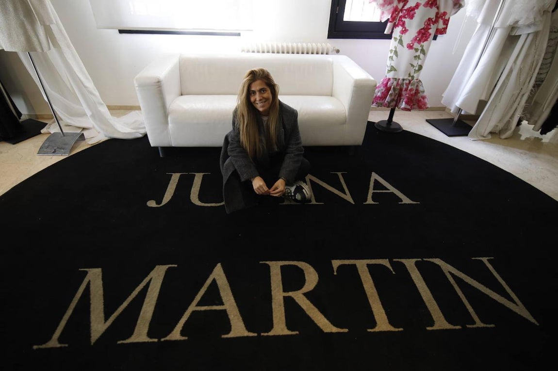 La entrevista a Juana Martín en Córdoba, en imágenes