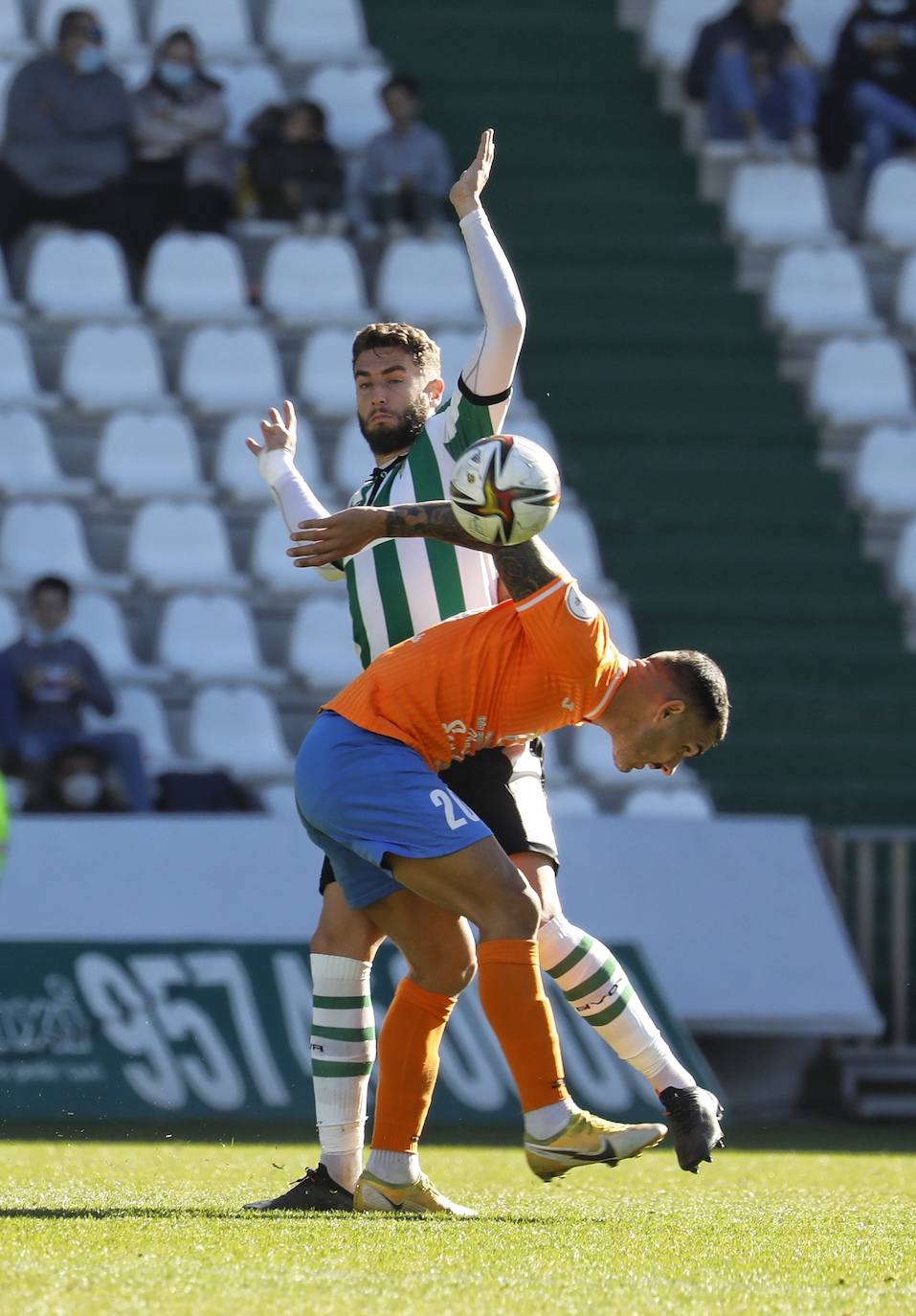 La goleada del Córdoba CF al Panadería Pulido San Mateo, en imágenes