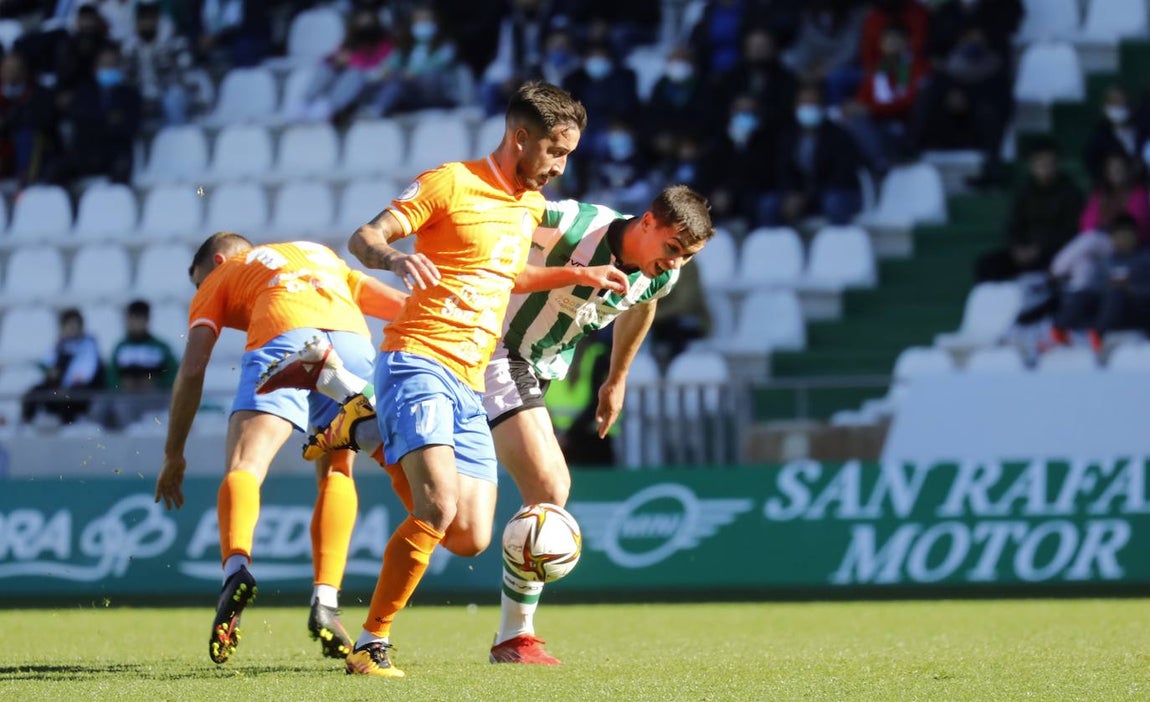 La goleada del Córdoba CF al Panadería Pulido San Mateo, en imágenes