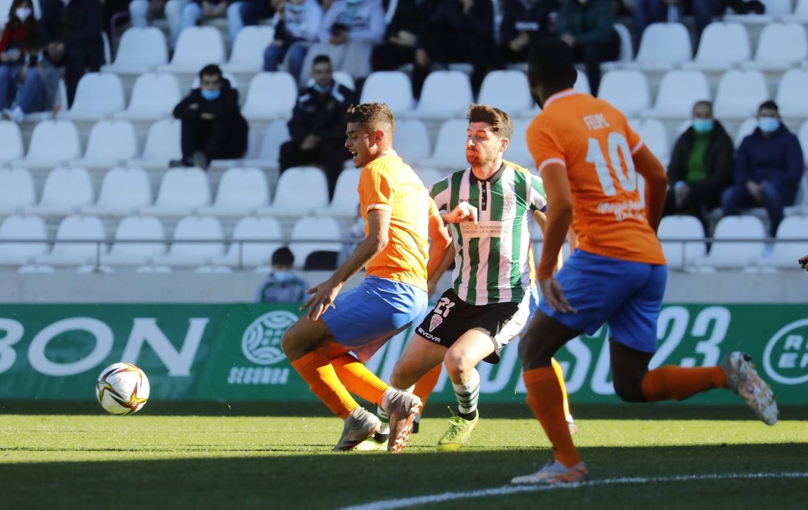 La goleada del Córdoba CF al Panadería Pulido San Mateo, en imágenes