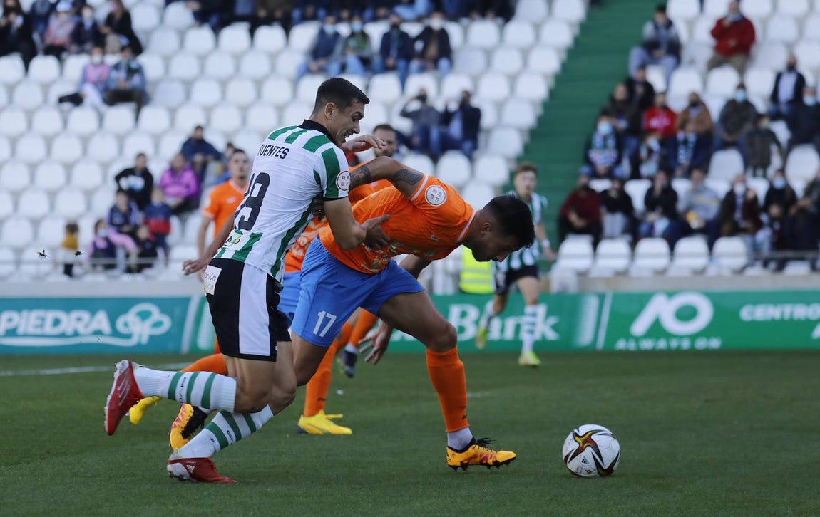 La goleada del Córdoba CF al Panadería Pulido San Mateo, en imágenes