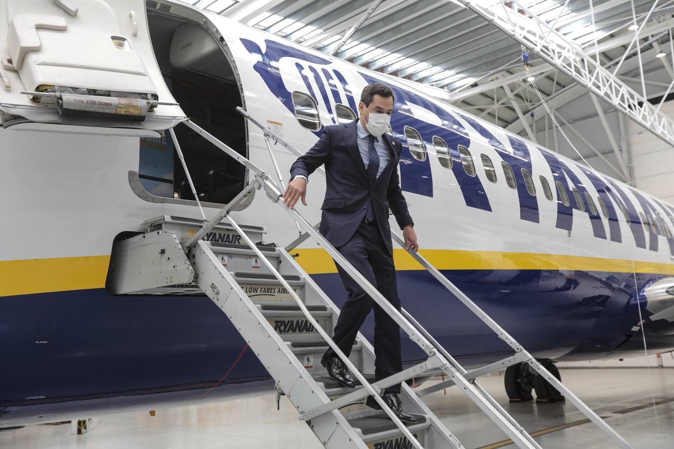 El segundo hangar de reparaciones de Ryanair en Sevilla recibe los primeros aviones