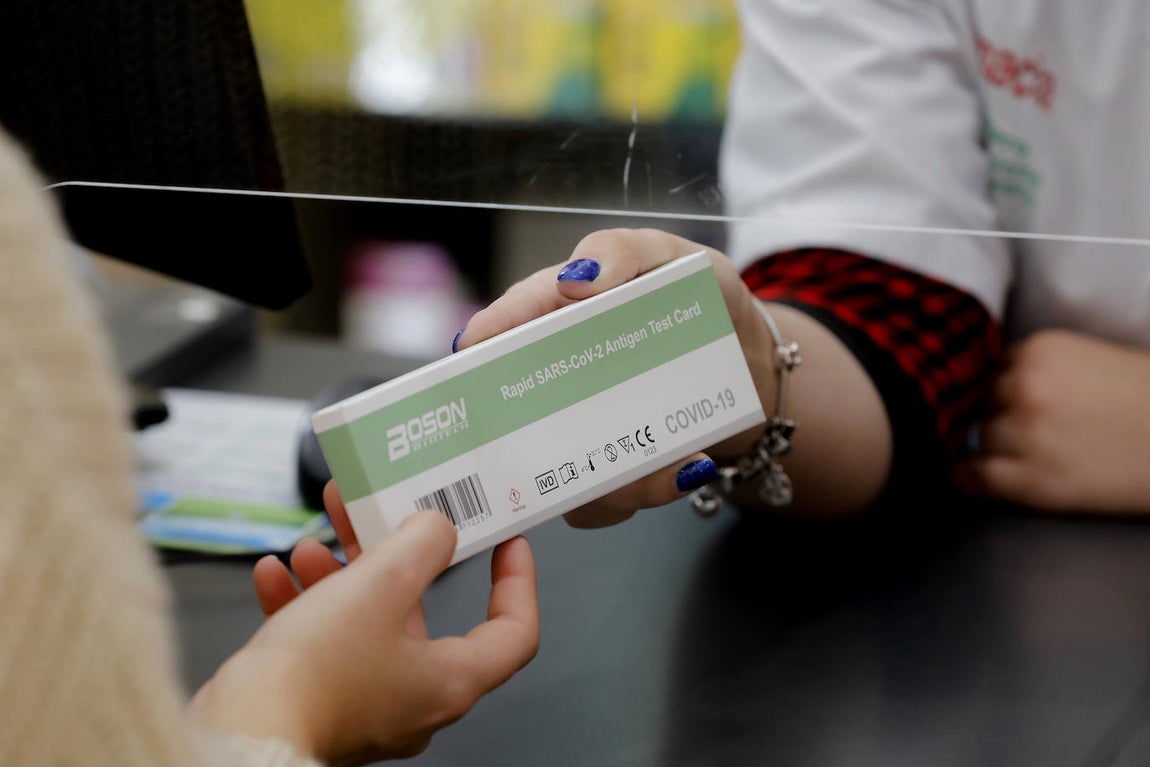 La masiva venta de tests de antígenos en Córdoba, en imágenes