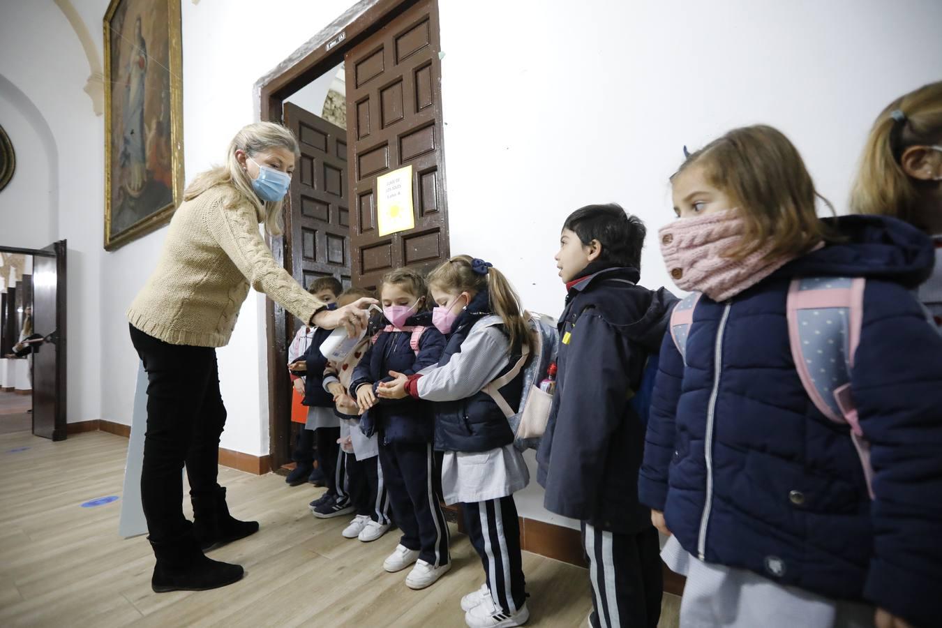 La vuelta a clase en Córdoba, en imágenes