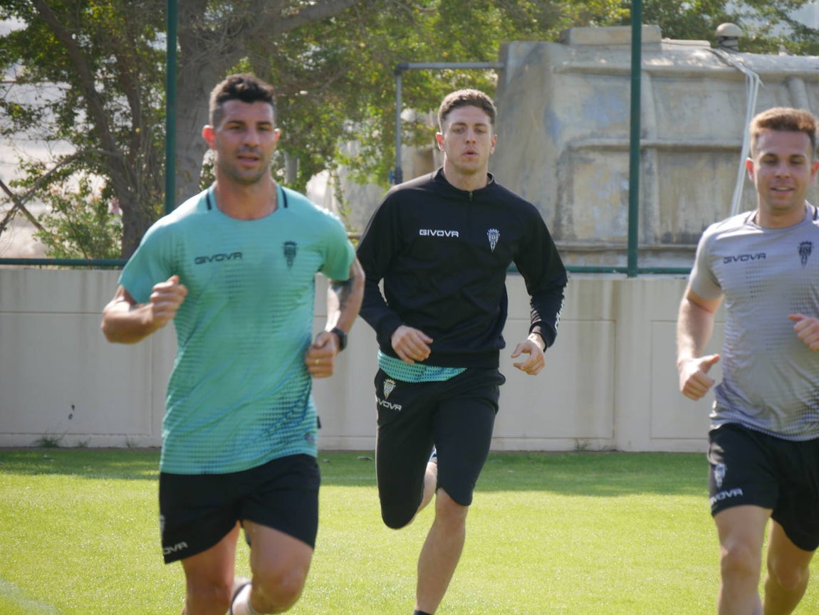 Las mejores imágenes del segundo día de entrenamiento del Córdoba en Baréin