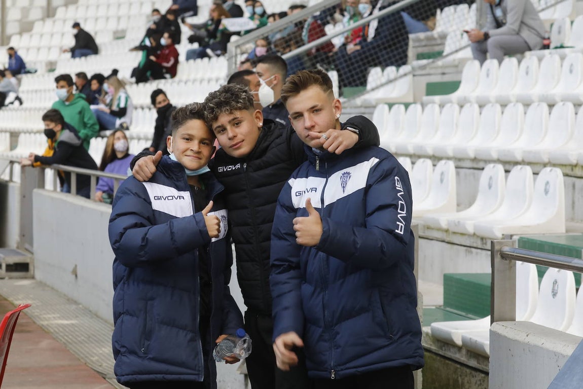 Las mejores imágenes del ambiente en la grada en el Córdoba CF - Xerez DFC