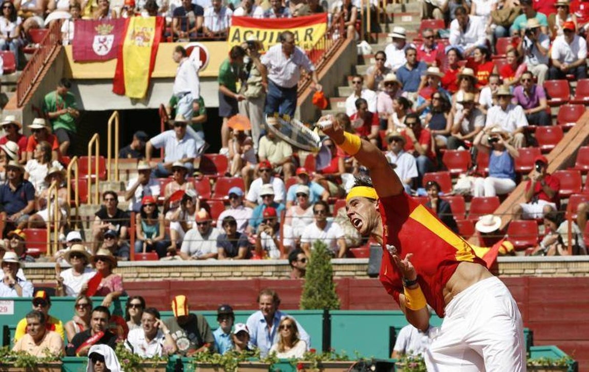 Rafa Nadal en la Copa Davis de 2011 en Córdoba, en imágenes