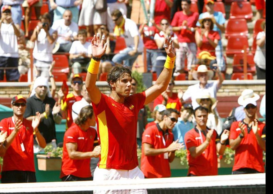 Rafa Nadal en la Copa Davis de 2011 en Córdoba, en imágenes