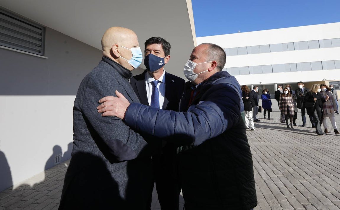La inauguración del instituto de Miralbaida en Córdoba, en imágenes