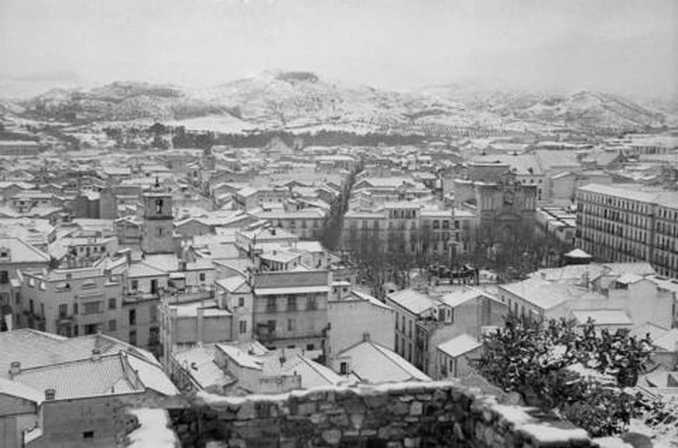 En imágenes, la insólita nevada que cayó sobre Málaga en 1954
