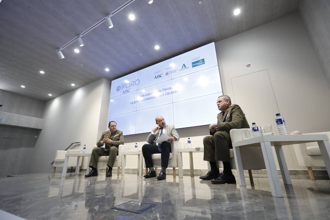 El Foro de ABC Córdoba sobre la Base Logística, en imágenes (II)