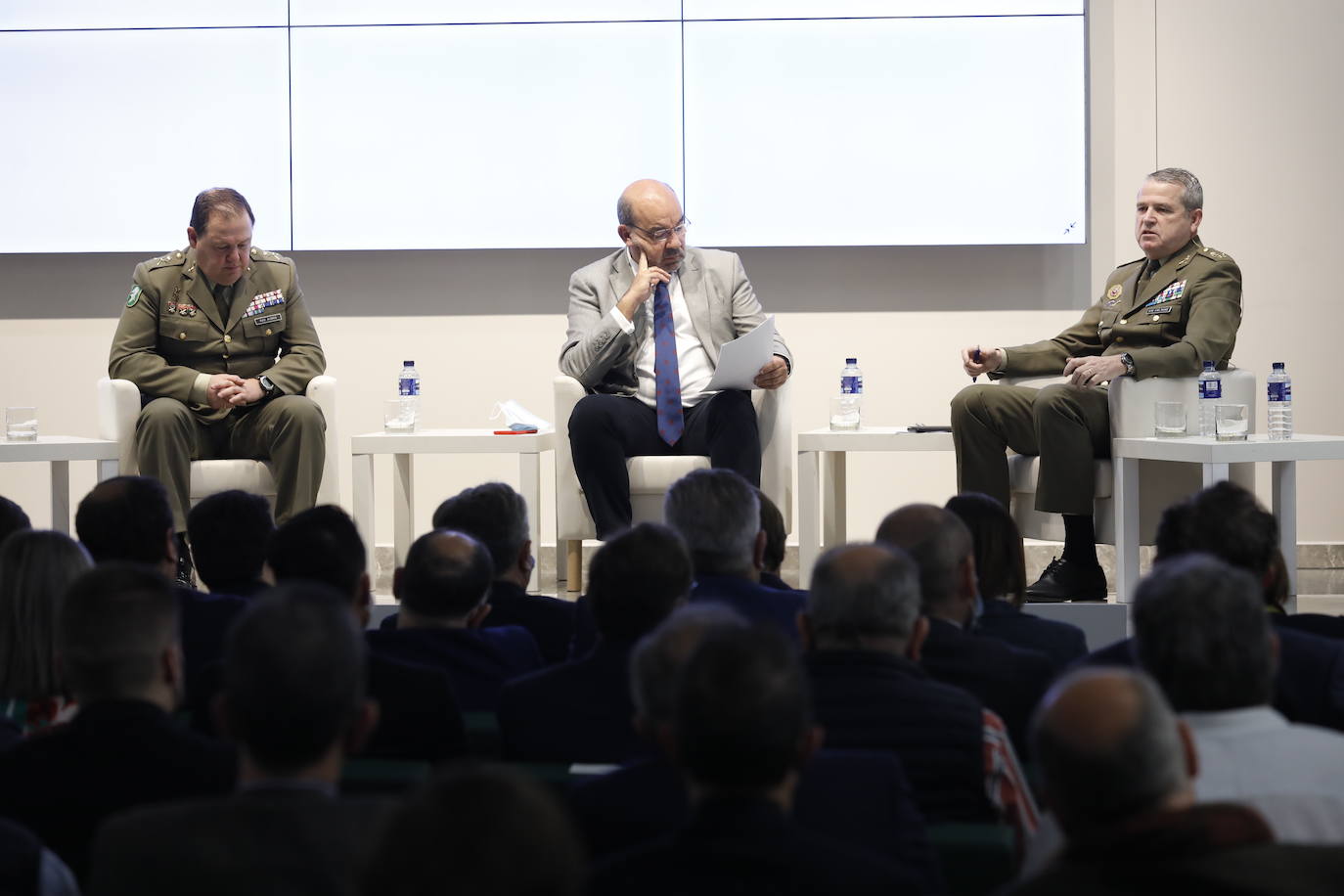 El Foro de ABC Córdoba sobre la Base Logística, en imágenes (II)